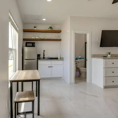 Modern South Padre Studio #4 - Blocks to Gulf/Pool - Apartment