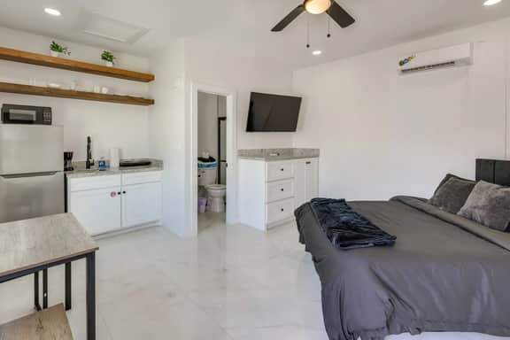 Poolside Studio on Padre (#2) - Image 2