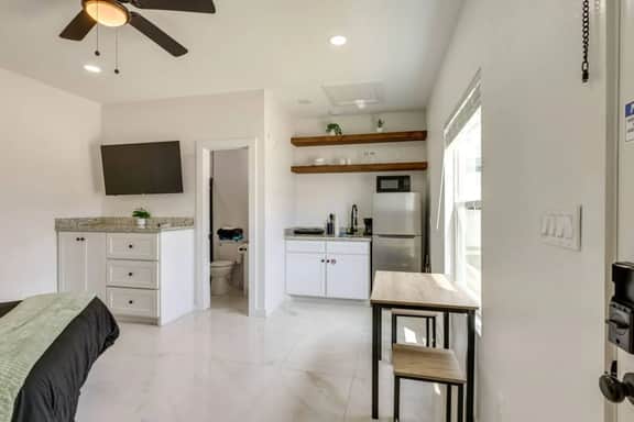 Boutique Coastal Studio w/ Pool